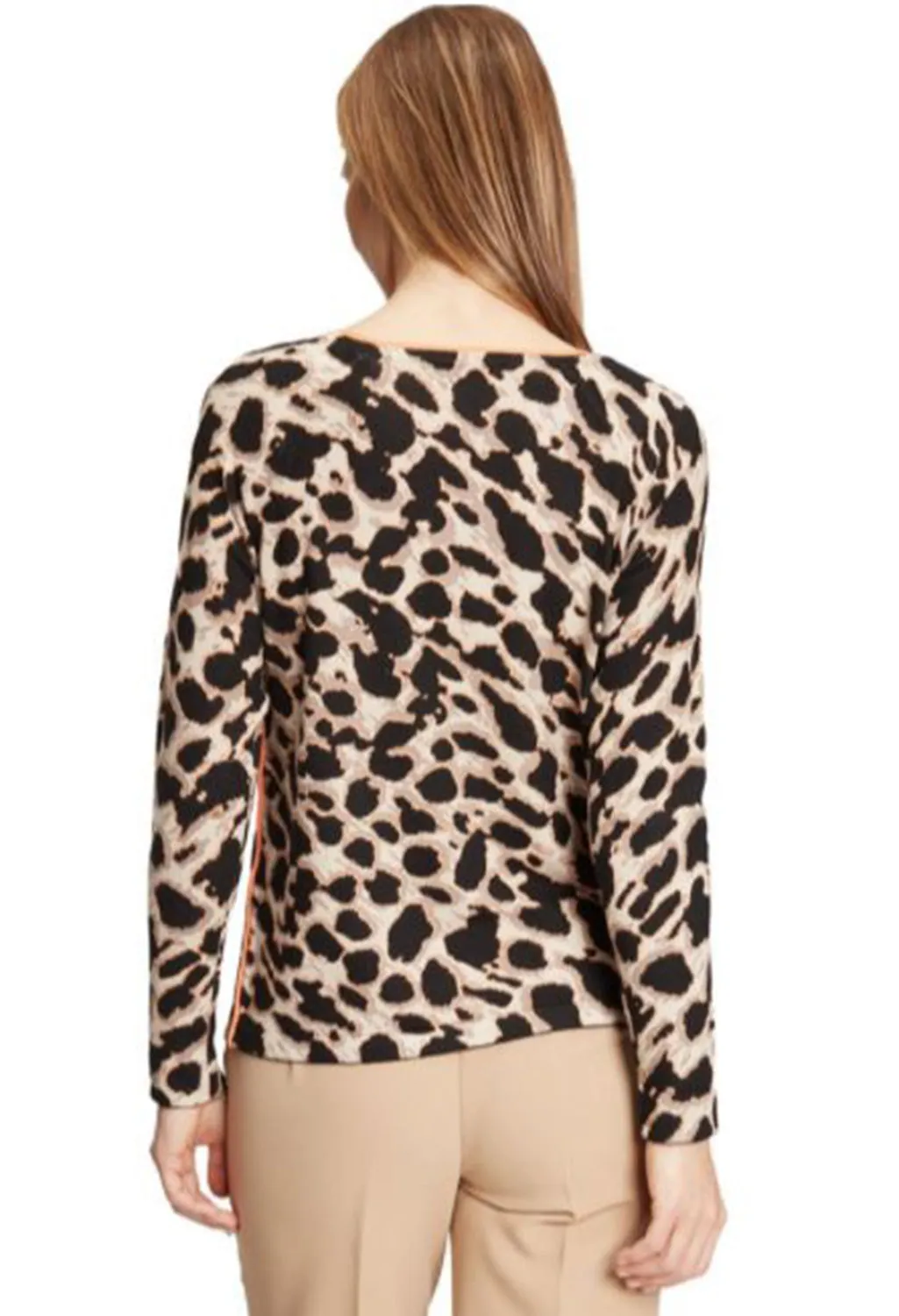 ANIMAL PRINT JUMPER IN BLACK