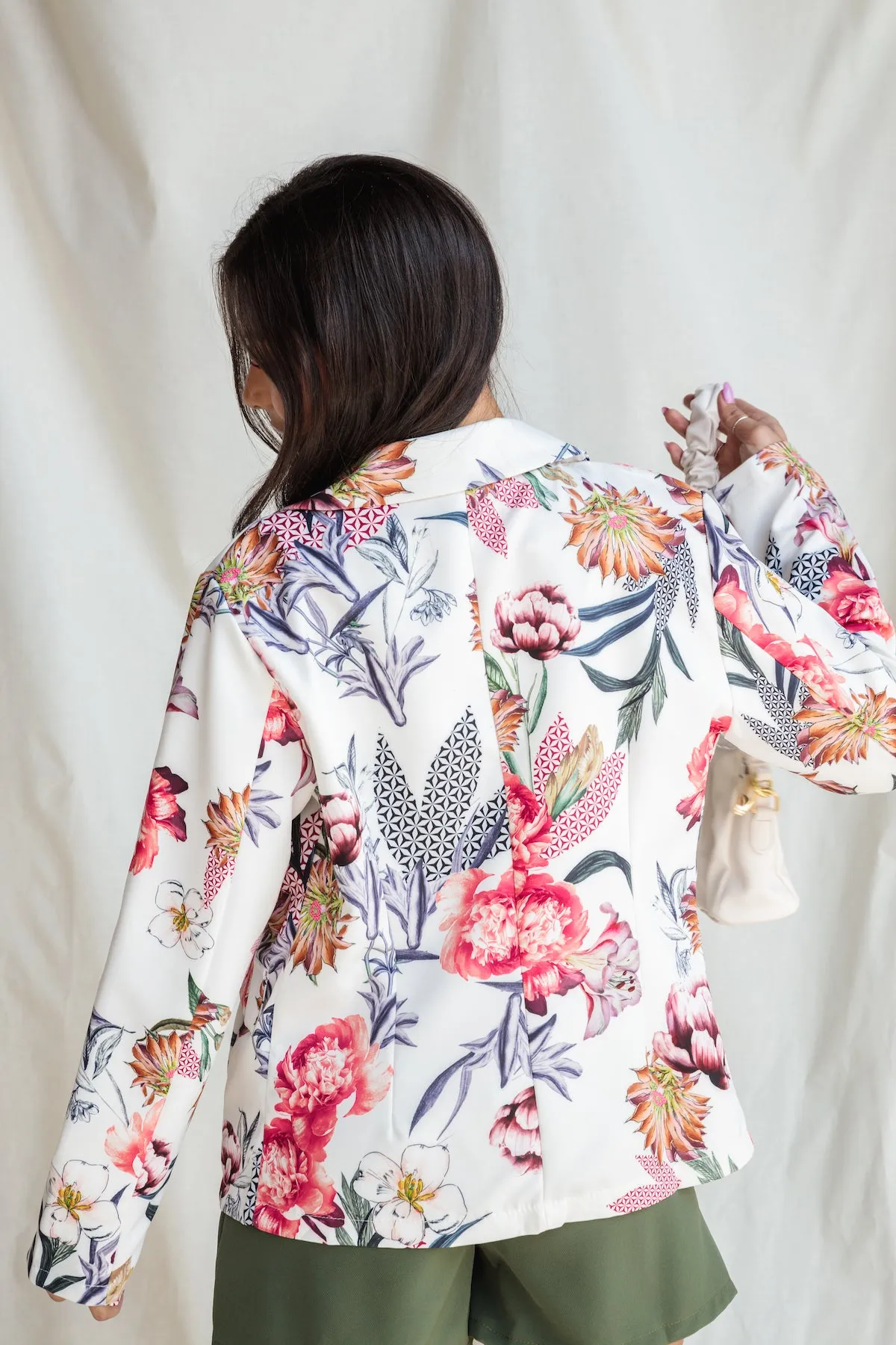 BIG FLOWERS PRINT BLAZER