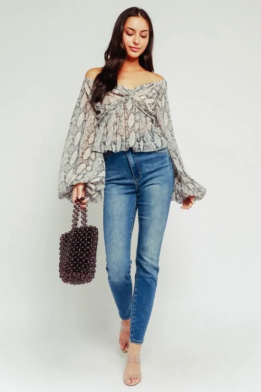 OFF SHOULDER TWIST BLOUSE