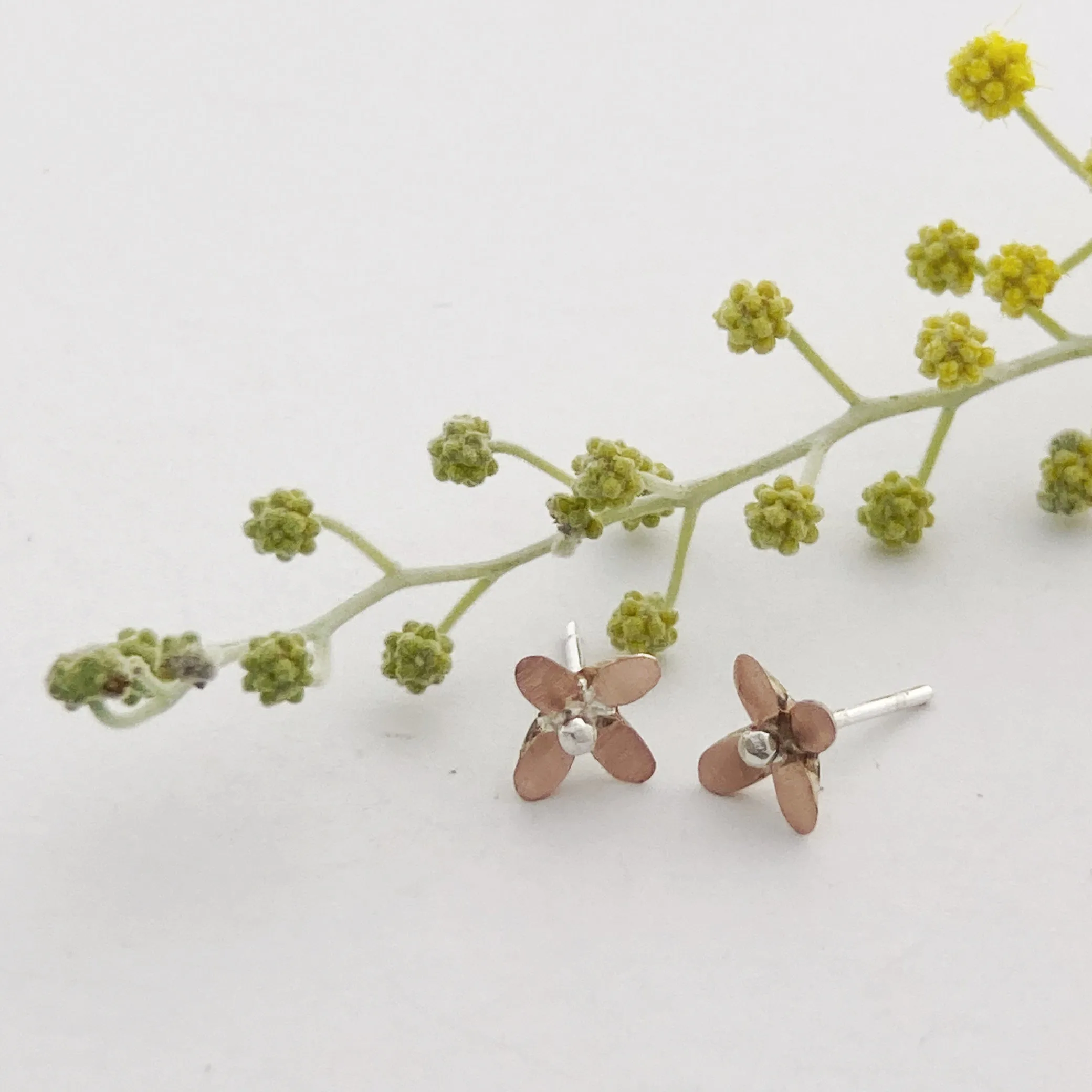 Rose gold Star flower with silver ball