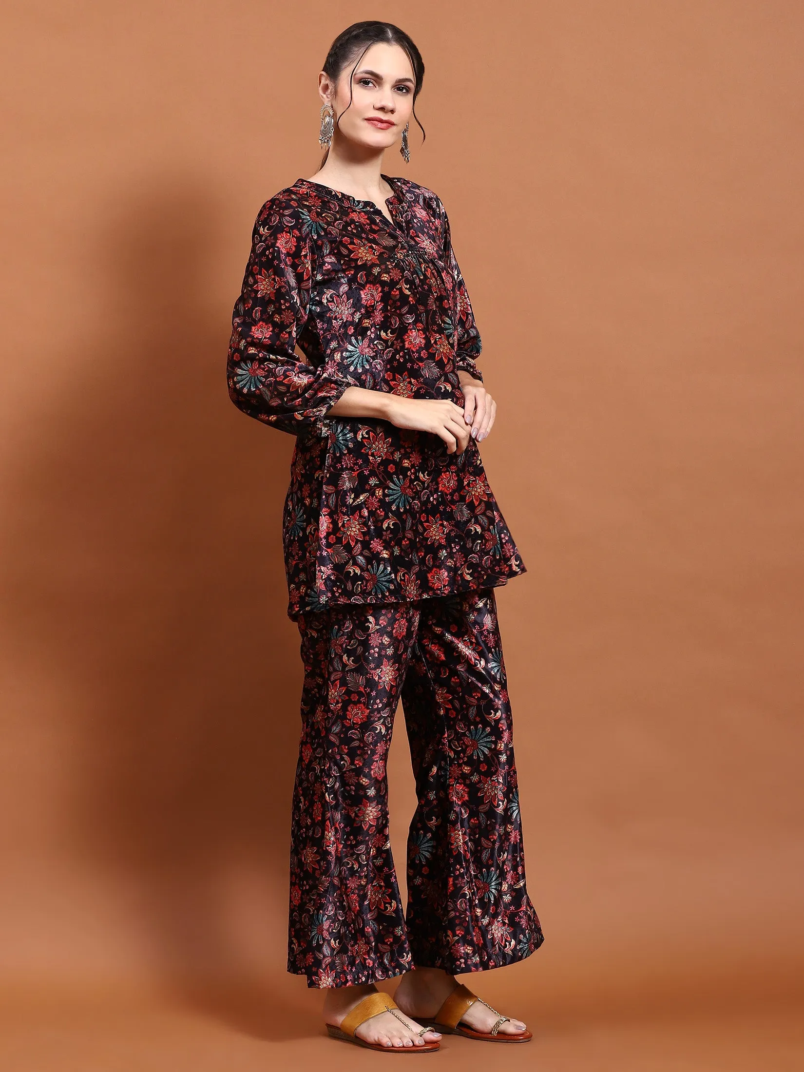 Winter Women Black Floral Print Co-Ord Set