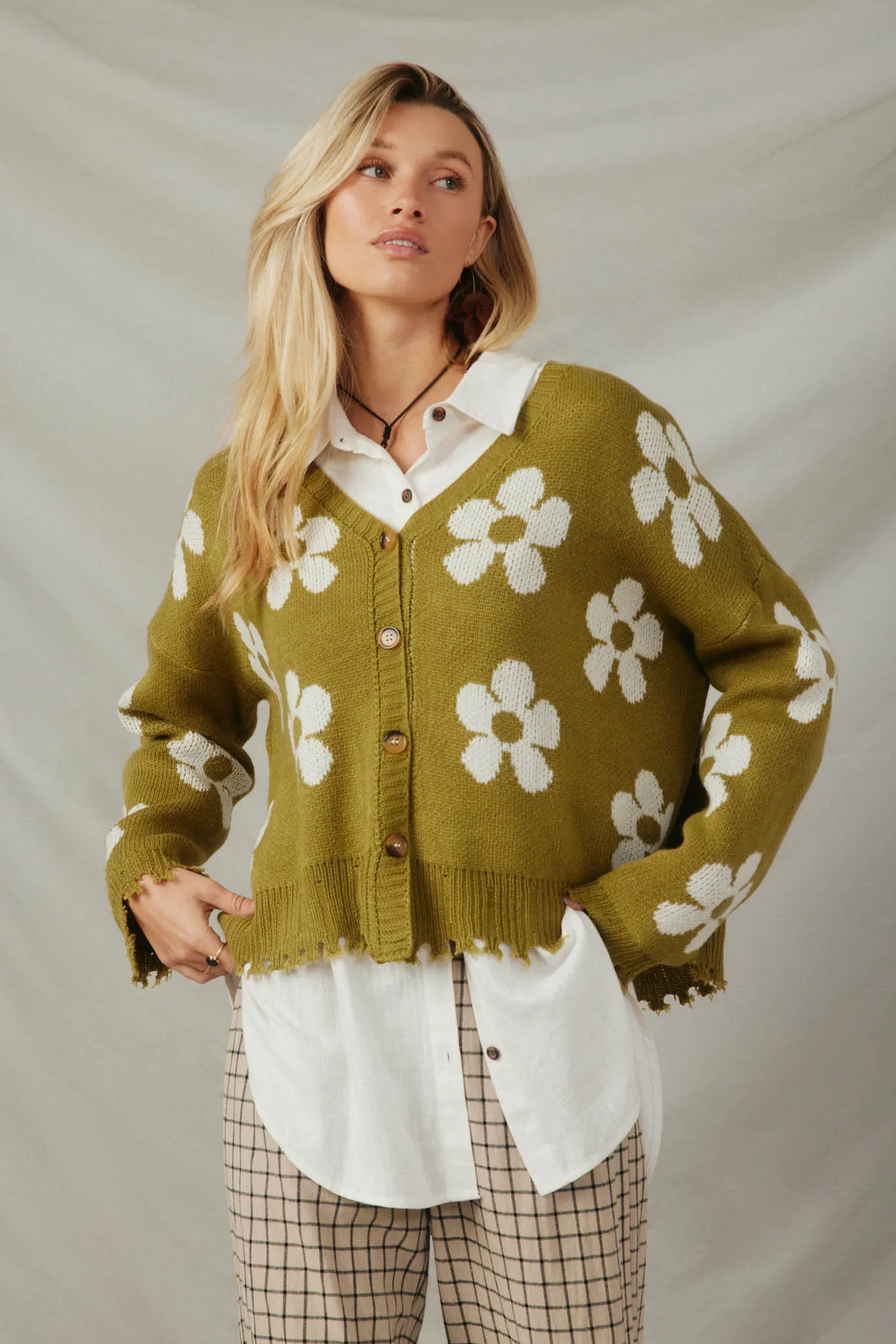 Womens Distressed Floral Patterned Cardigan