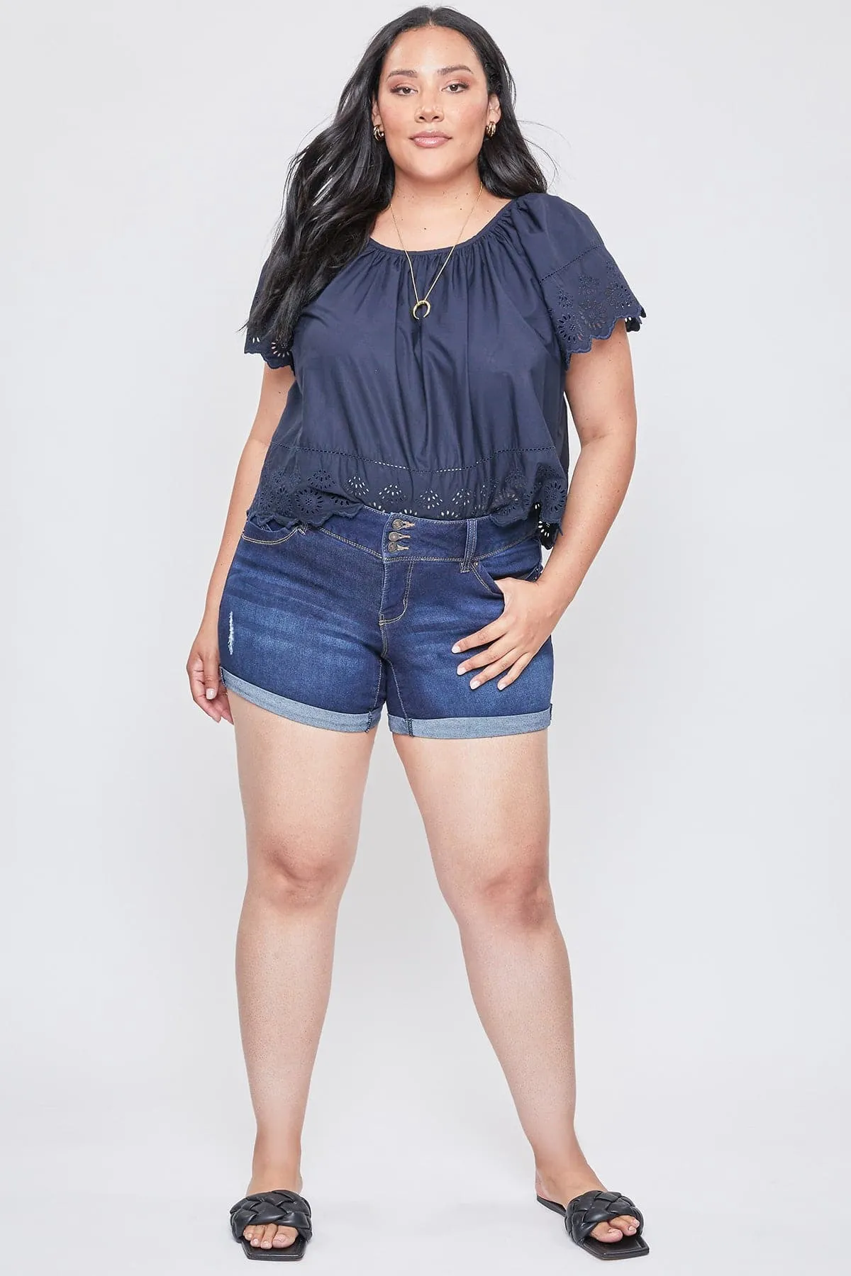 Women's Plus Size Sustainable WannaBettaButt Mid Rise Cuffed Shorts